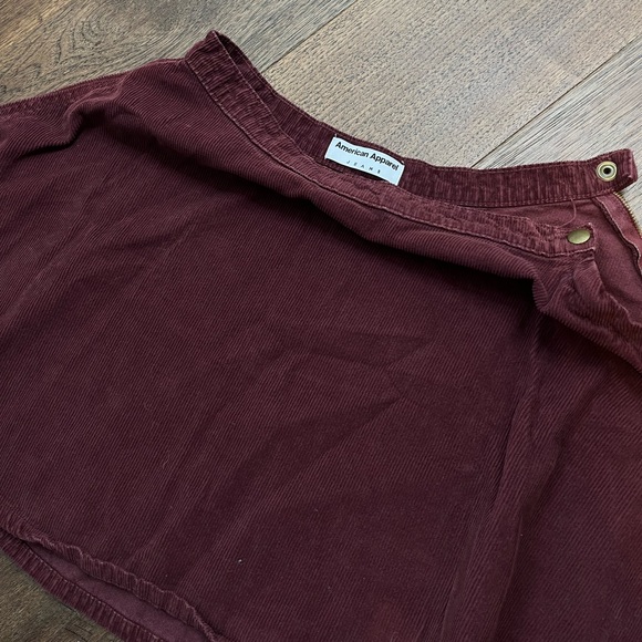 AMERICAN APPAREL SKIRT - Picture 3 of 3